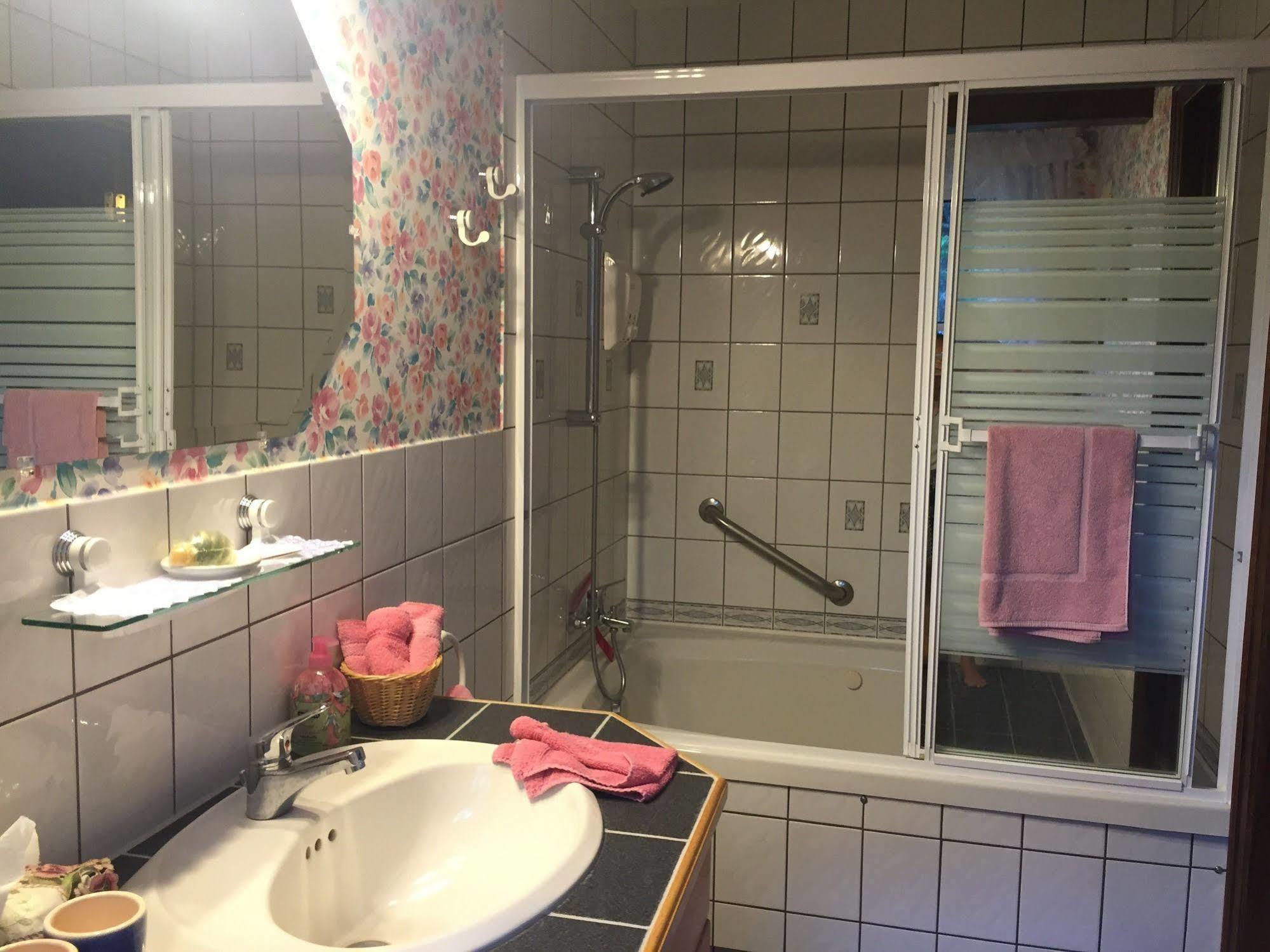 Nobel Chalet Rosemarie מראה חיצוני תמונה